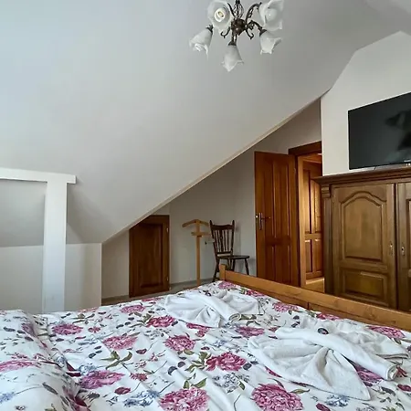 Dzika Róża Quarto em Acomodações Particulares *